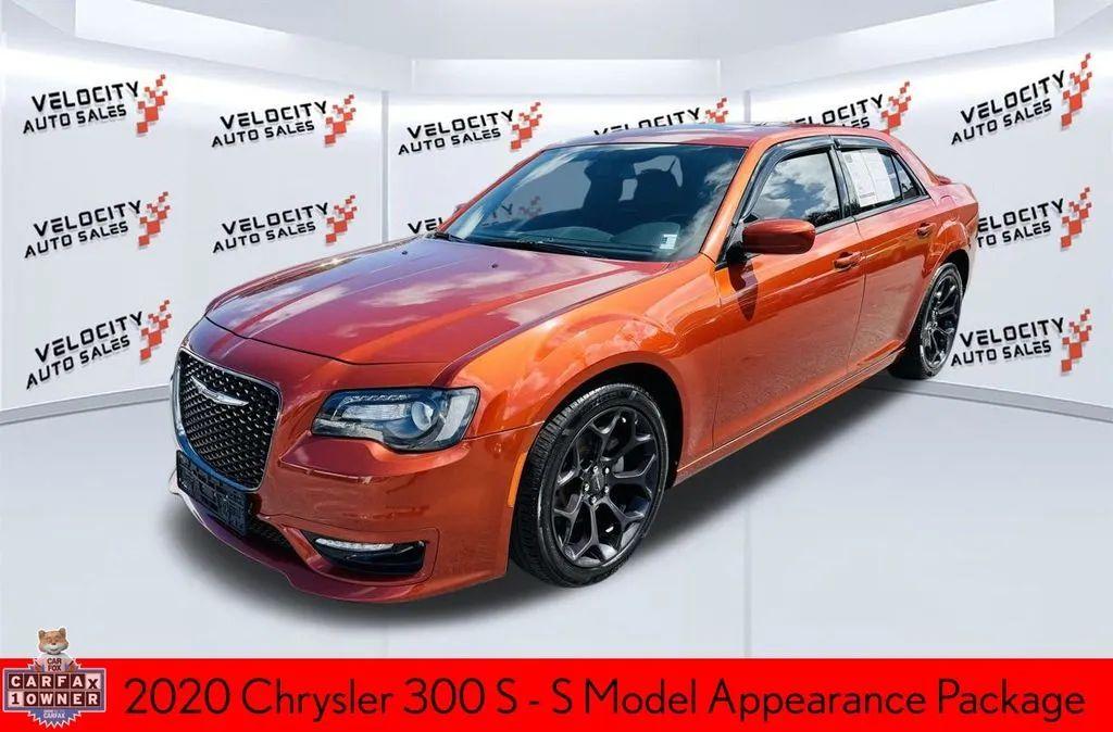 Chrysler 300 - Thumbnail 9