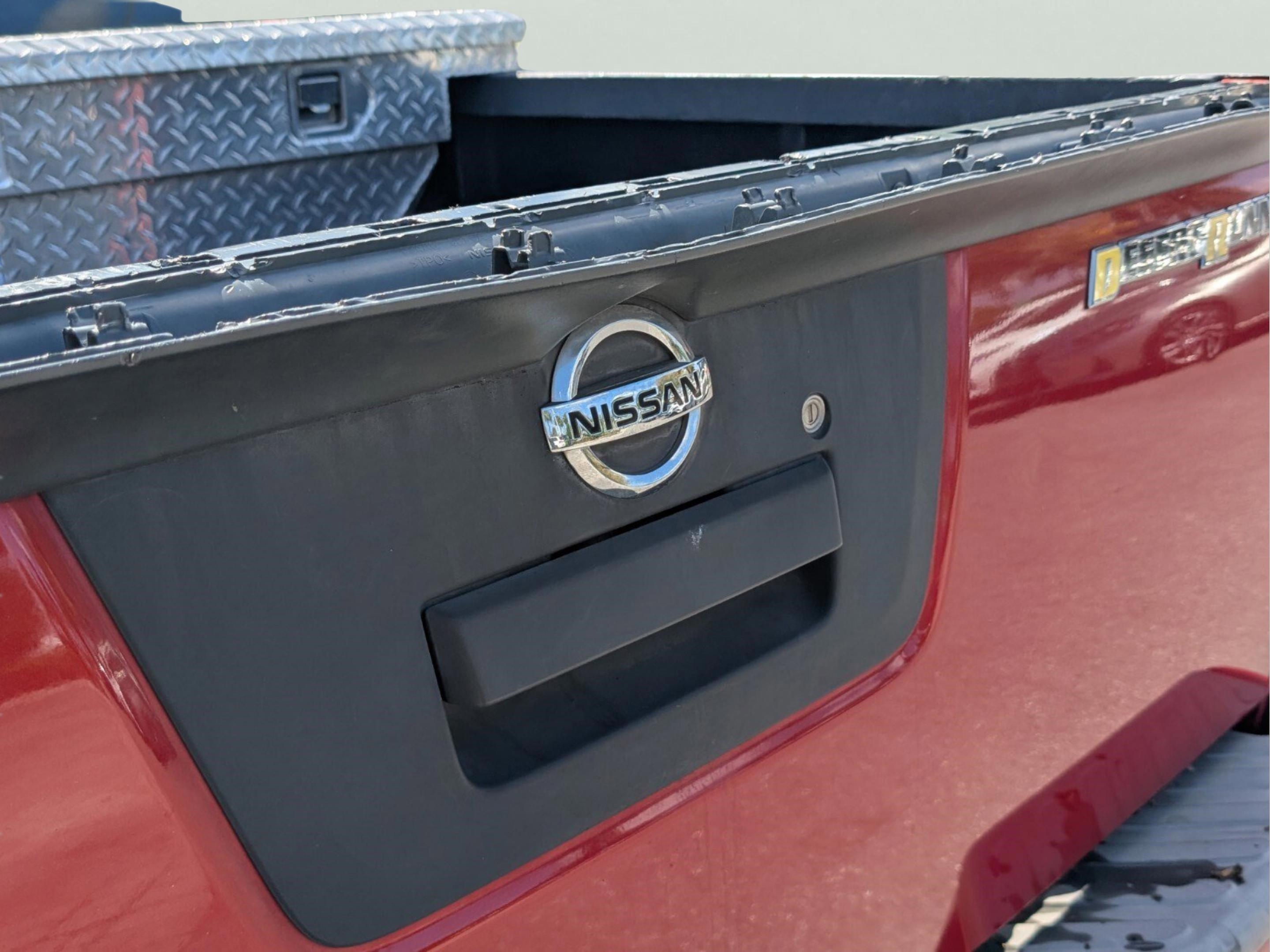 Nissan Frontier Desert Runner - Thumbnail 20