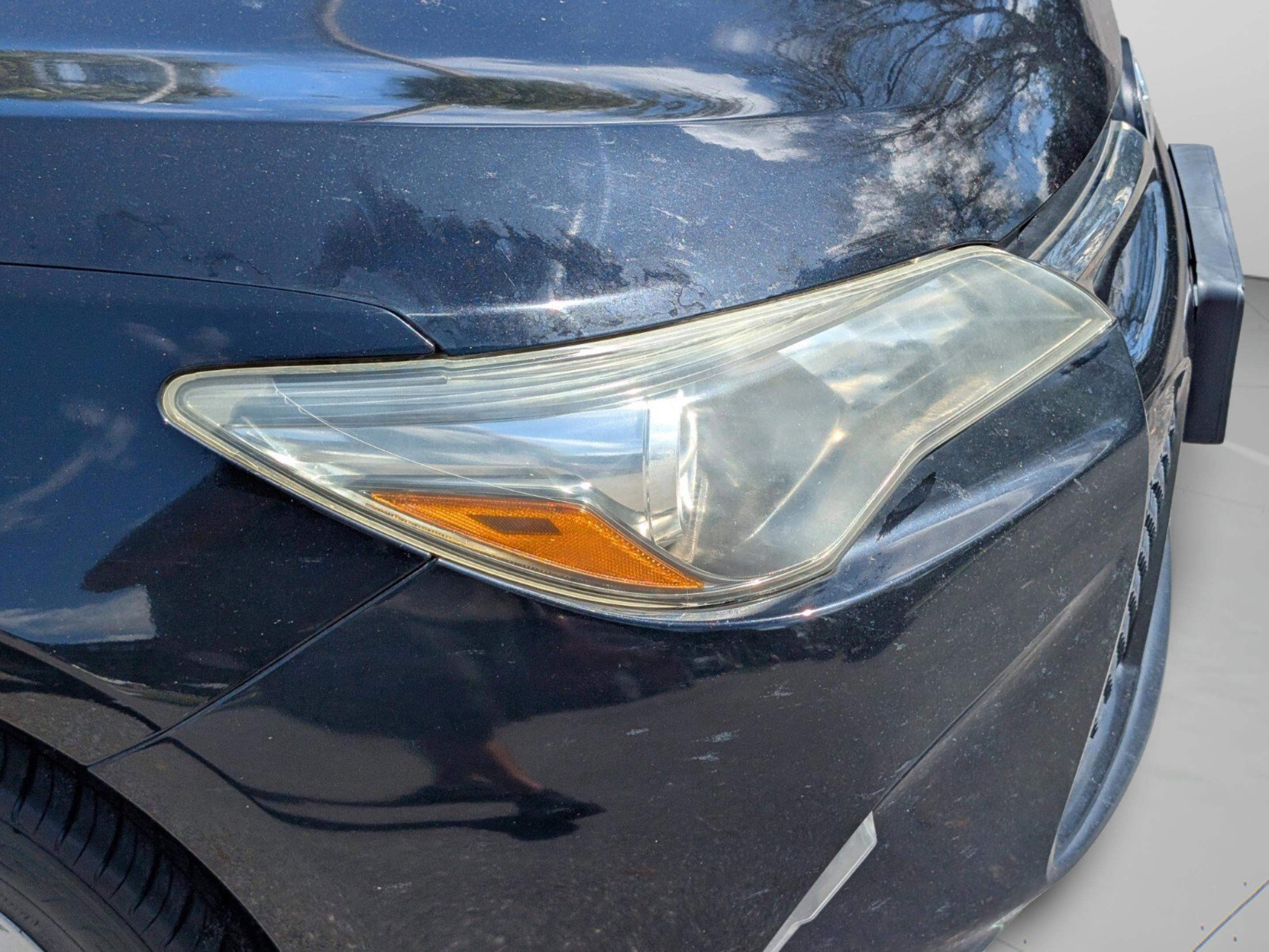 Toyota Camry Se - Thumbnail 10