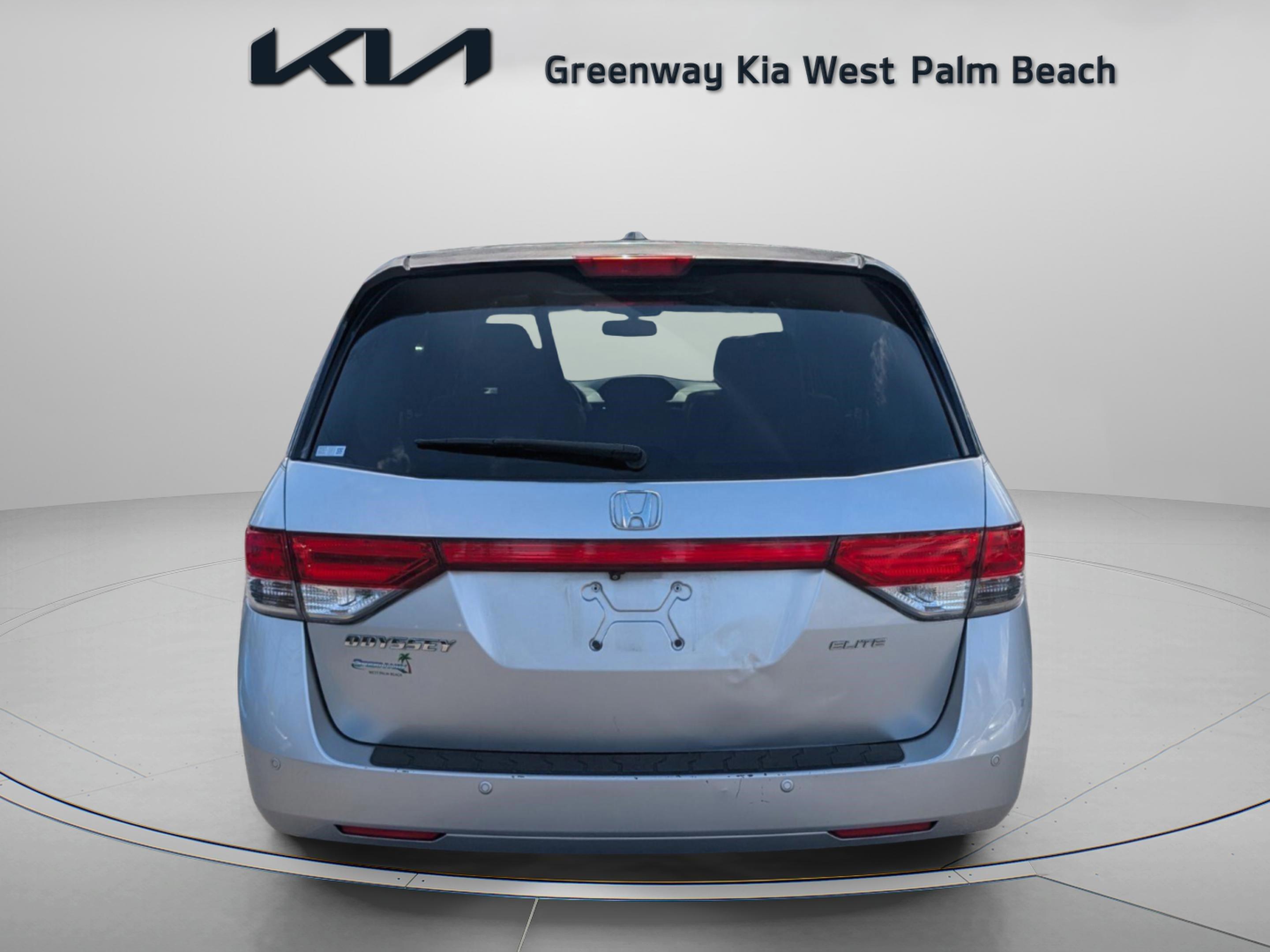 Honda Odyssey Touring Elite - Thumbnail 7