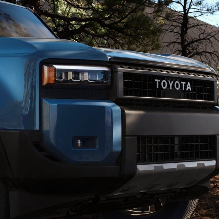 Toyota Land Cruiser | Earl Stewart Toyota - Thumbnail 3