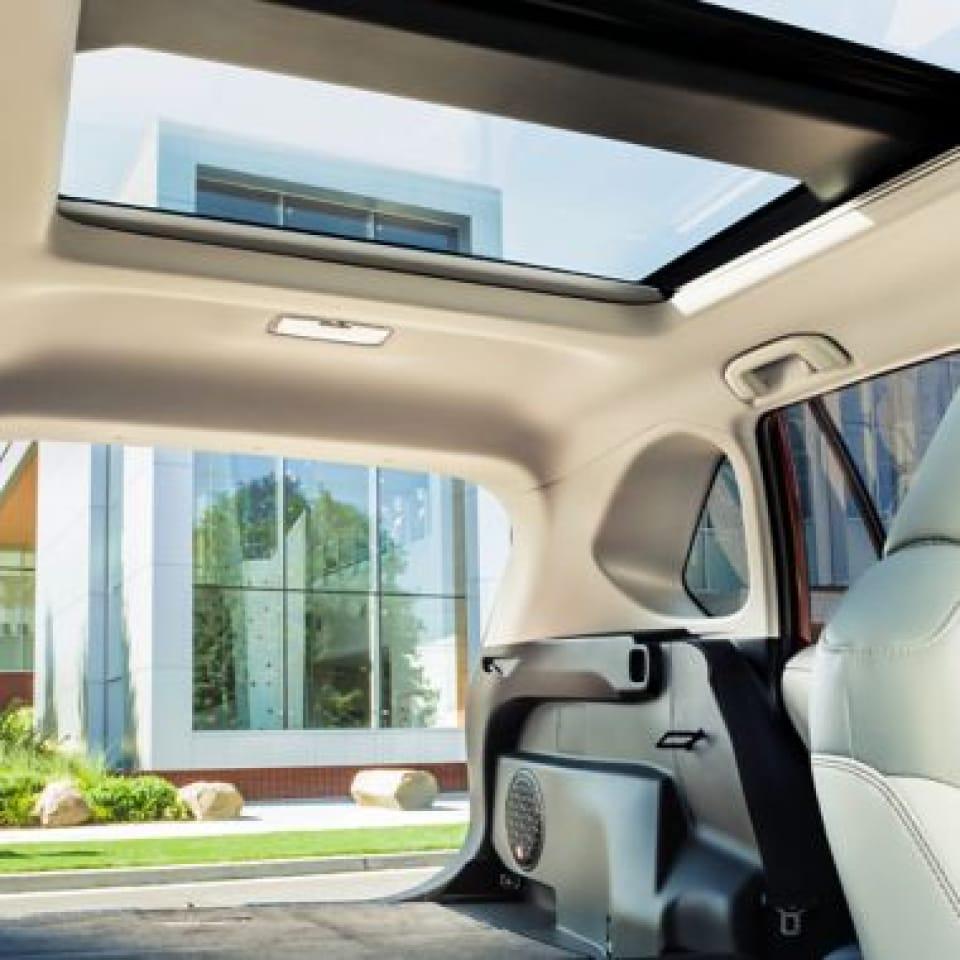 Toyota Rav4 | Earl Stewart Toyota - Thumbnail 6