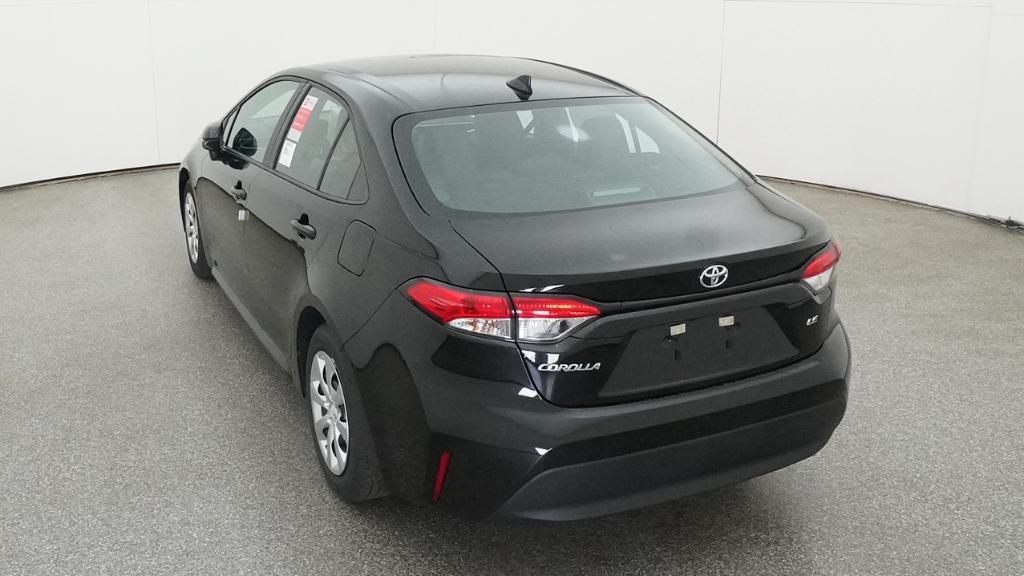 Toyota Corolla Le - Thumbnail 3