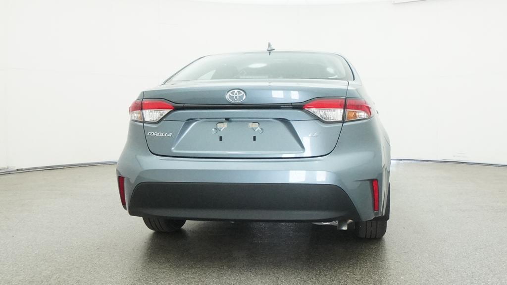 Toyota Corolla Le - Thumbnail 3