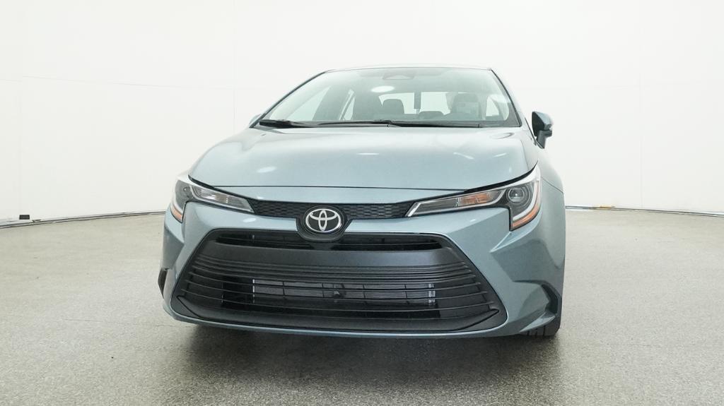 Toyota Corolla Le - Thumbnail 5