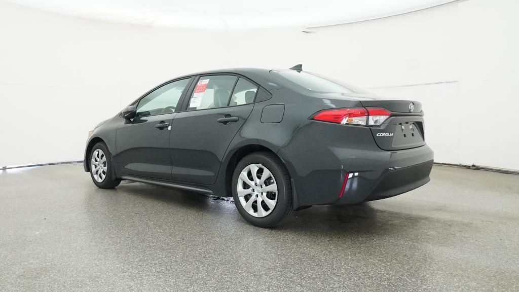 Toyota Corolla Le - Thumbnail 4