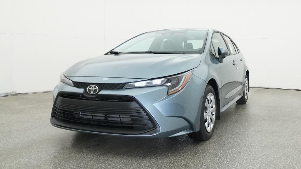 Toyota Corolla Le - Thumbnail 10