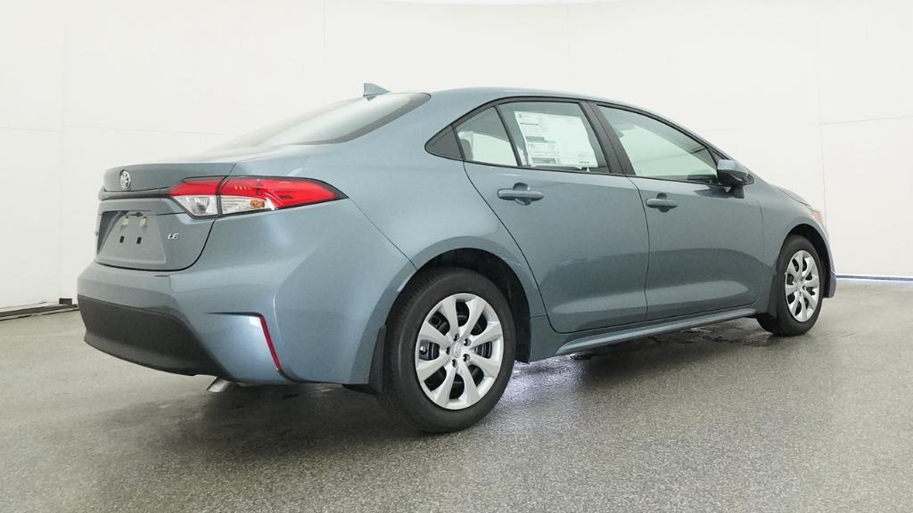 Toyota Corolla Le - Thumbnail 8