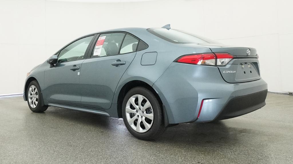 Toyota Corolla Le - Thumbnail 6