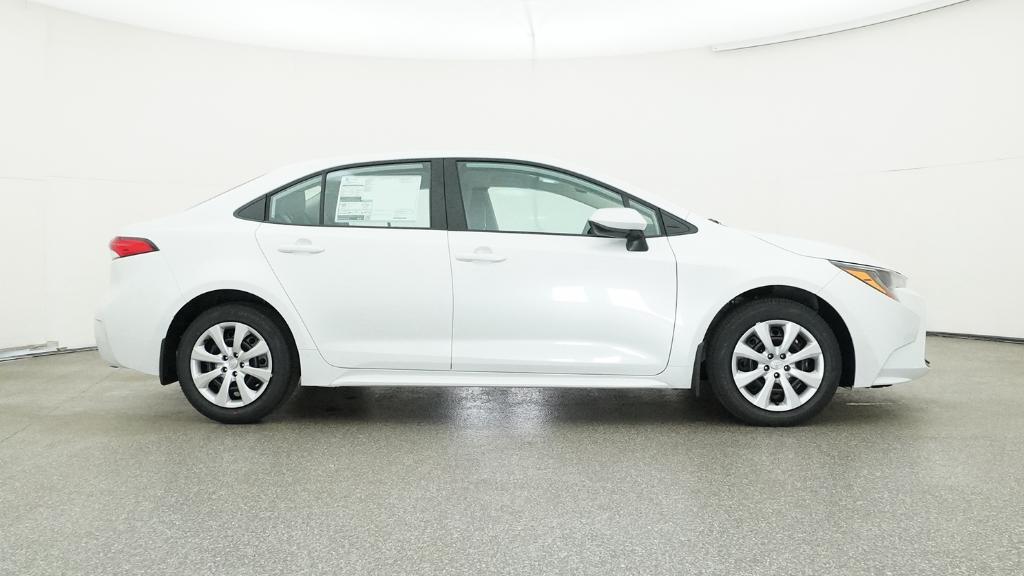 Toyota Corolla Le - Thumbnail 8