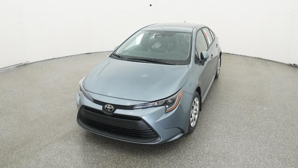 Toyota Corolla Le - Thumbnail 2