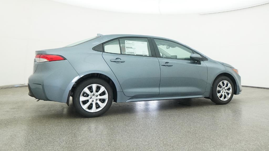 Toyota Corolla Le - Thumbnail 2