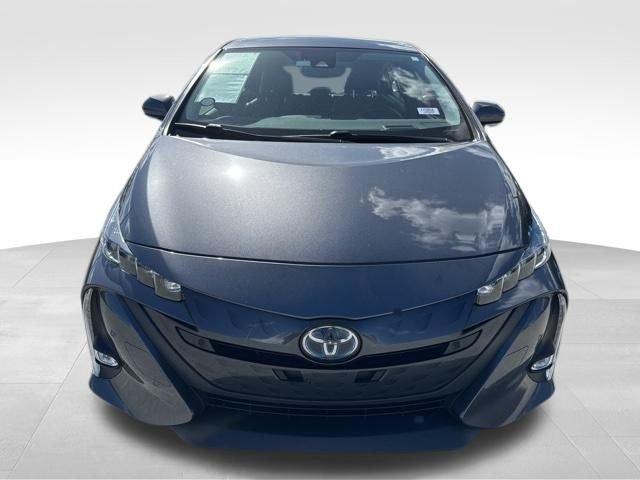 Toyota Prius Prime Limited Fwd - Thumbnail 4