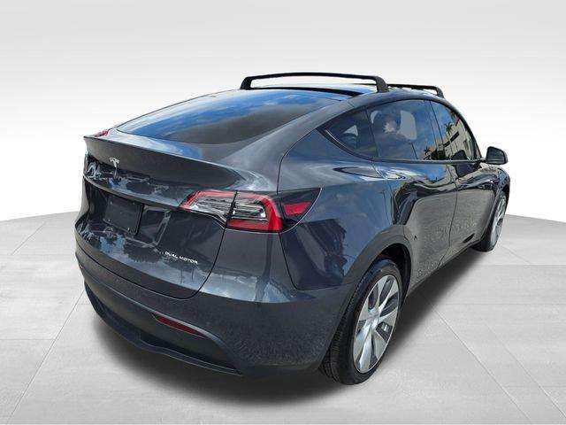 Tesla Model Y Long Range Awd - Thumbnail 9