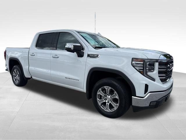 Gmc Sierra 1500 Slt Rwd Crew Cab - Thumbnail 3