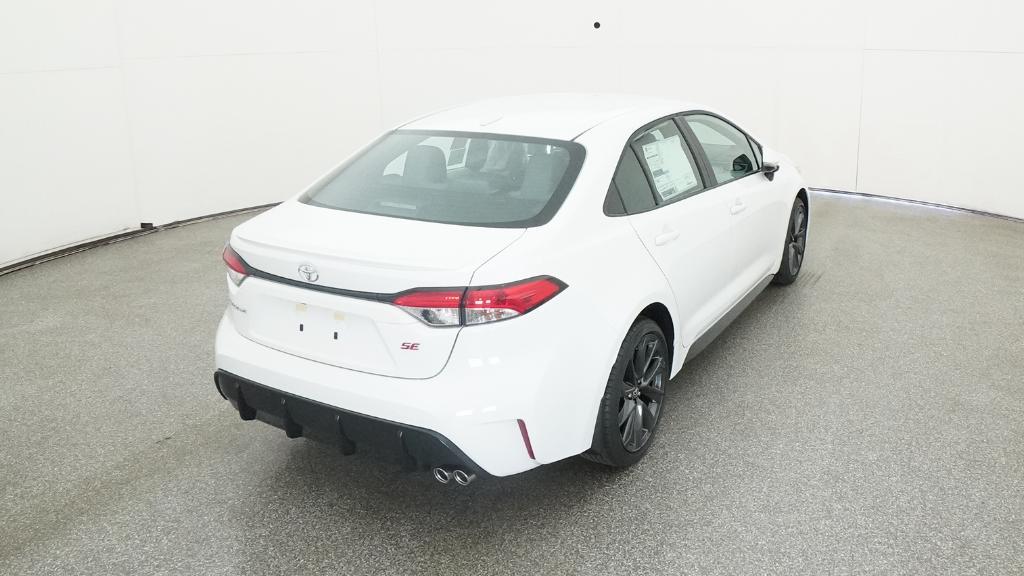 Toyota Corolla Se - Thumbnail 5