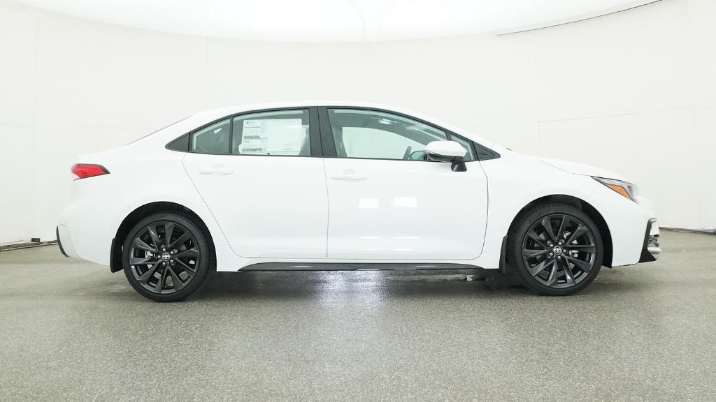 Toyota Corolla Se - Thumbnail 15