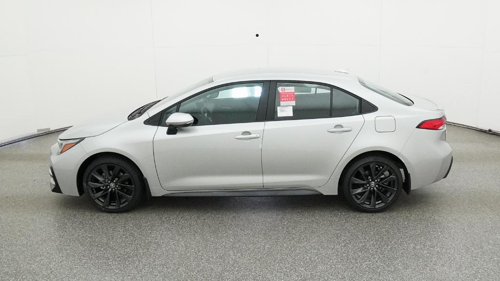 Toyota Corolla Se - Thumbnail 12