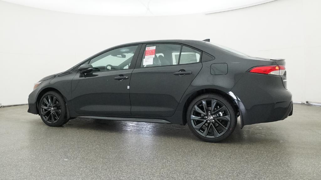 Toyota Corolla Se - Thumbnail 6