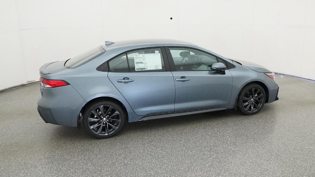 Toyota Corolla Se - Thumbnail 3