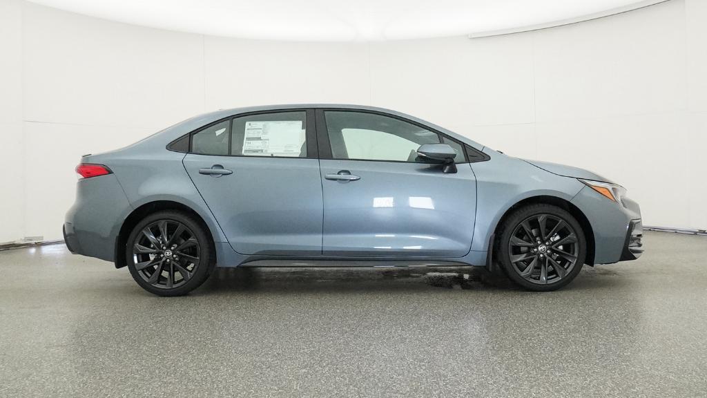 Toyota Corolla Se - Thumbnail 4