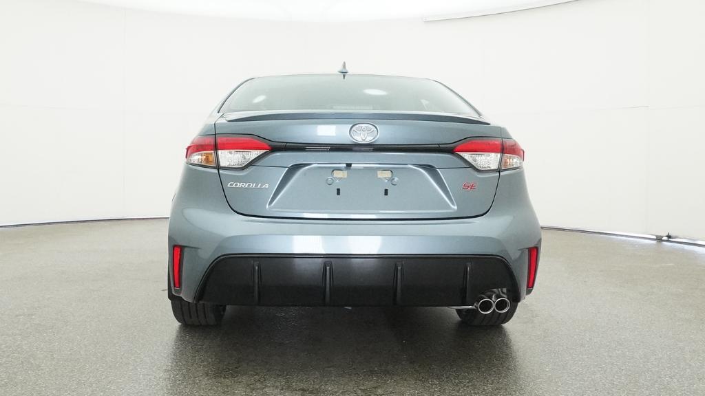 Toyota Corolla Se - Thumbnail 5