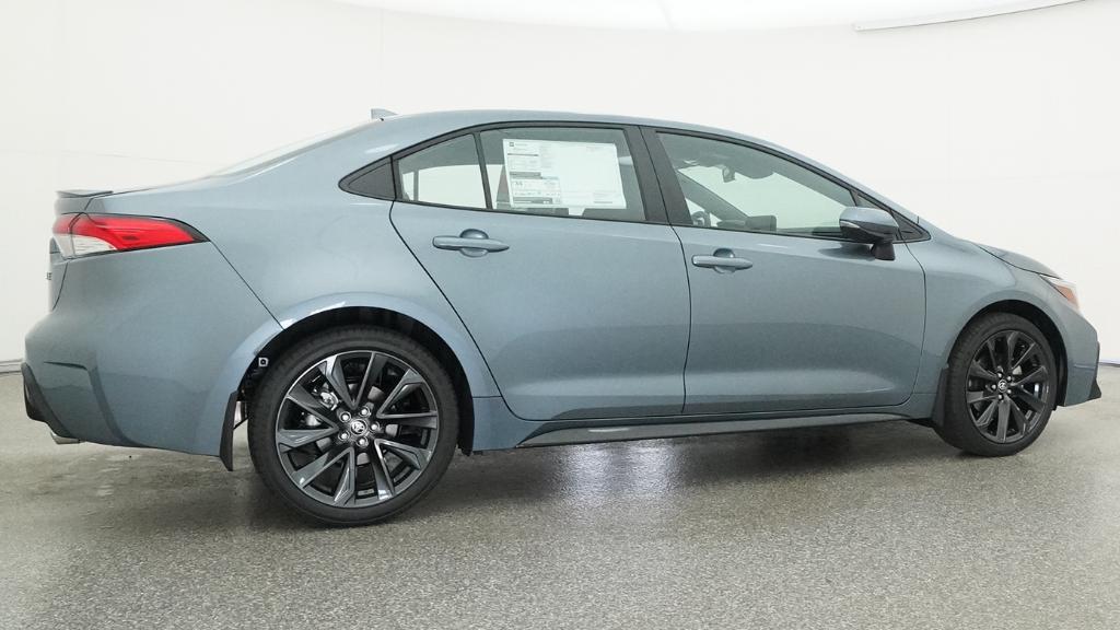 Toyota Corolla Se - Thumbnail 6