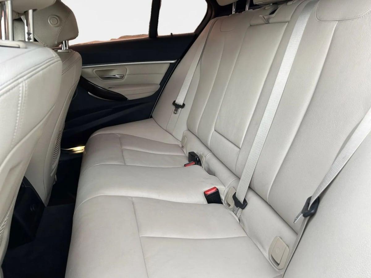 Bmw 3 Series 328I - Thumbnail 15