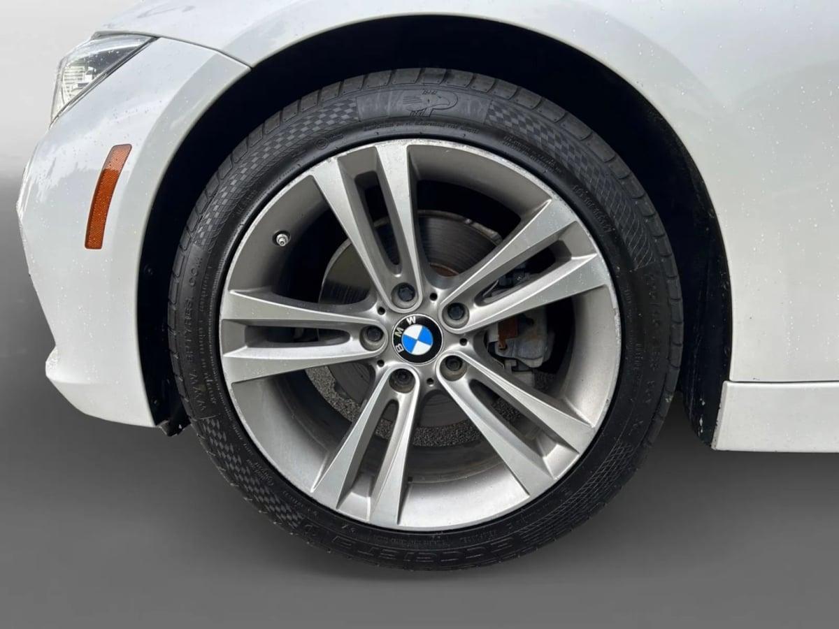 Bmw 3 Series 328I - Thumbnail 16