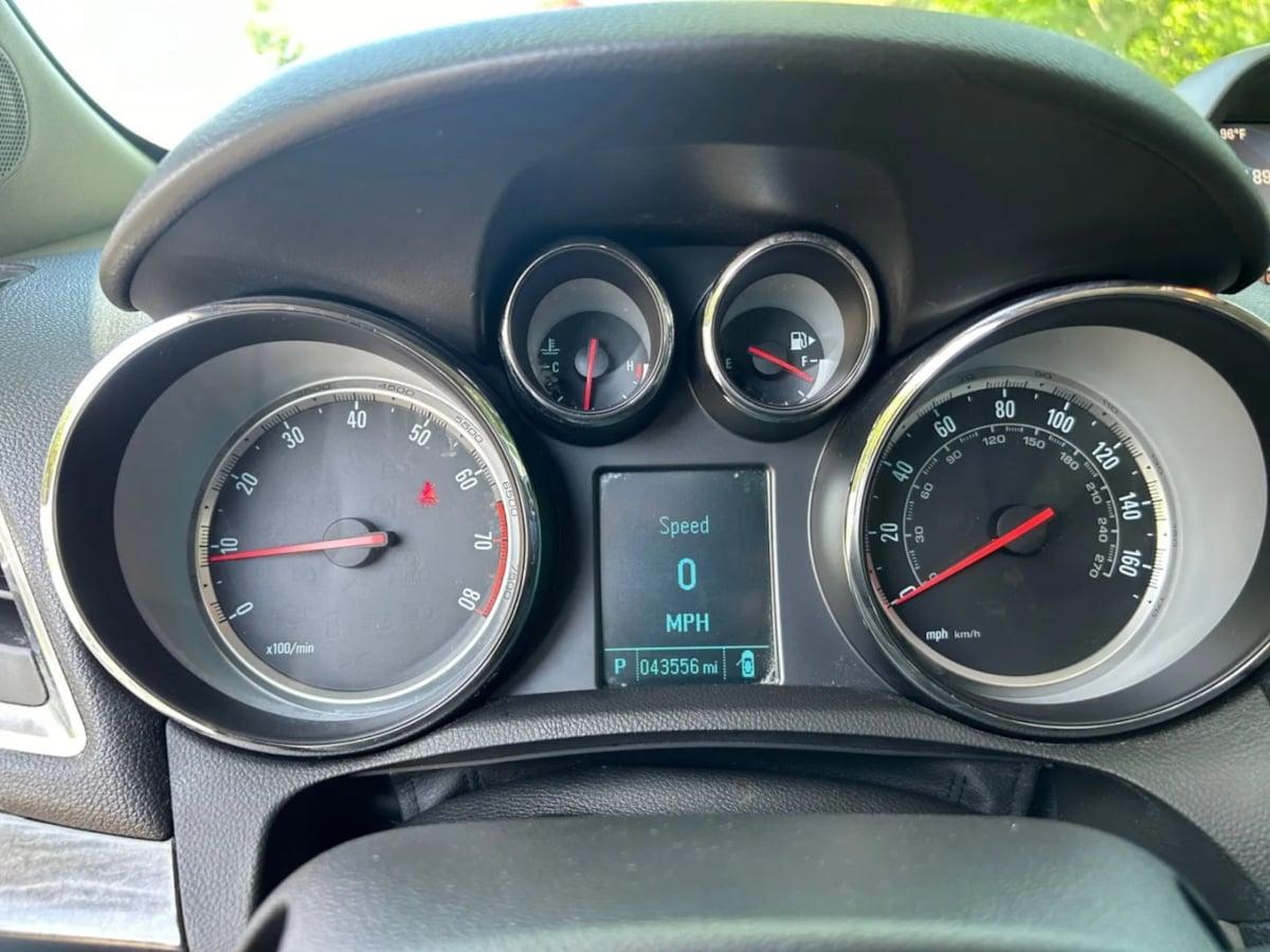 Buick Encore - View 1