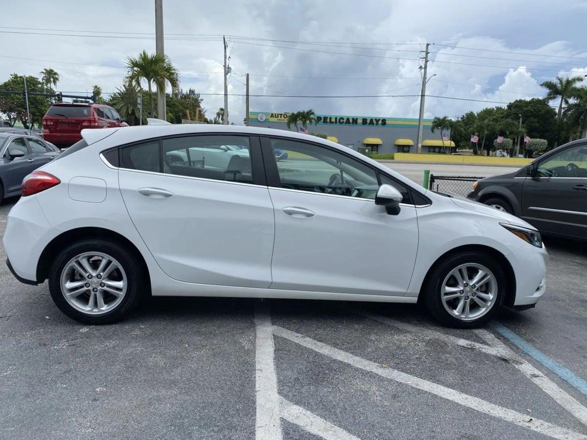 Chevrolet Cruze Lt - Thumbnail 9