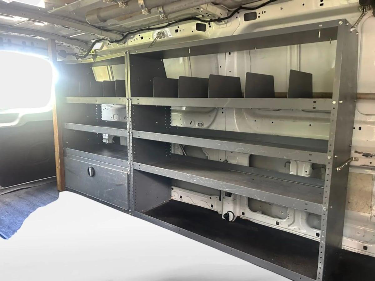 Ford Transit Cargo Van - Thumbnail 14