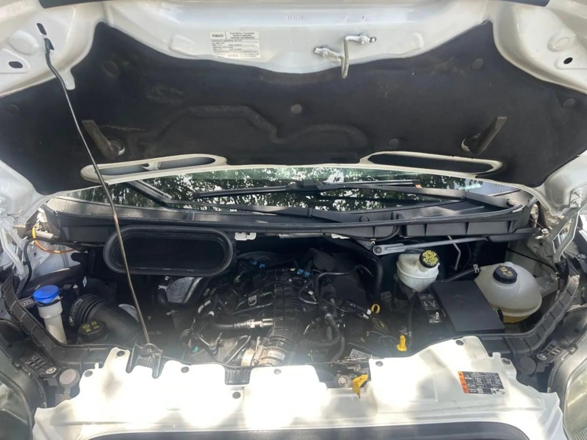 Ford Transit Cargo Van - Thumbnail 19