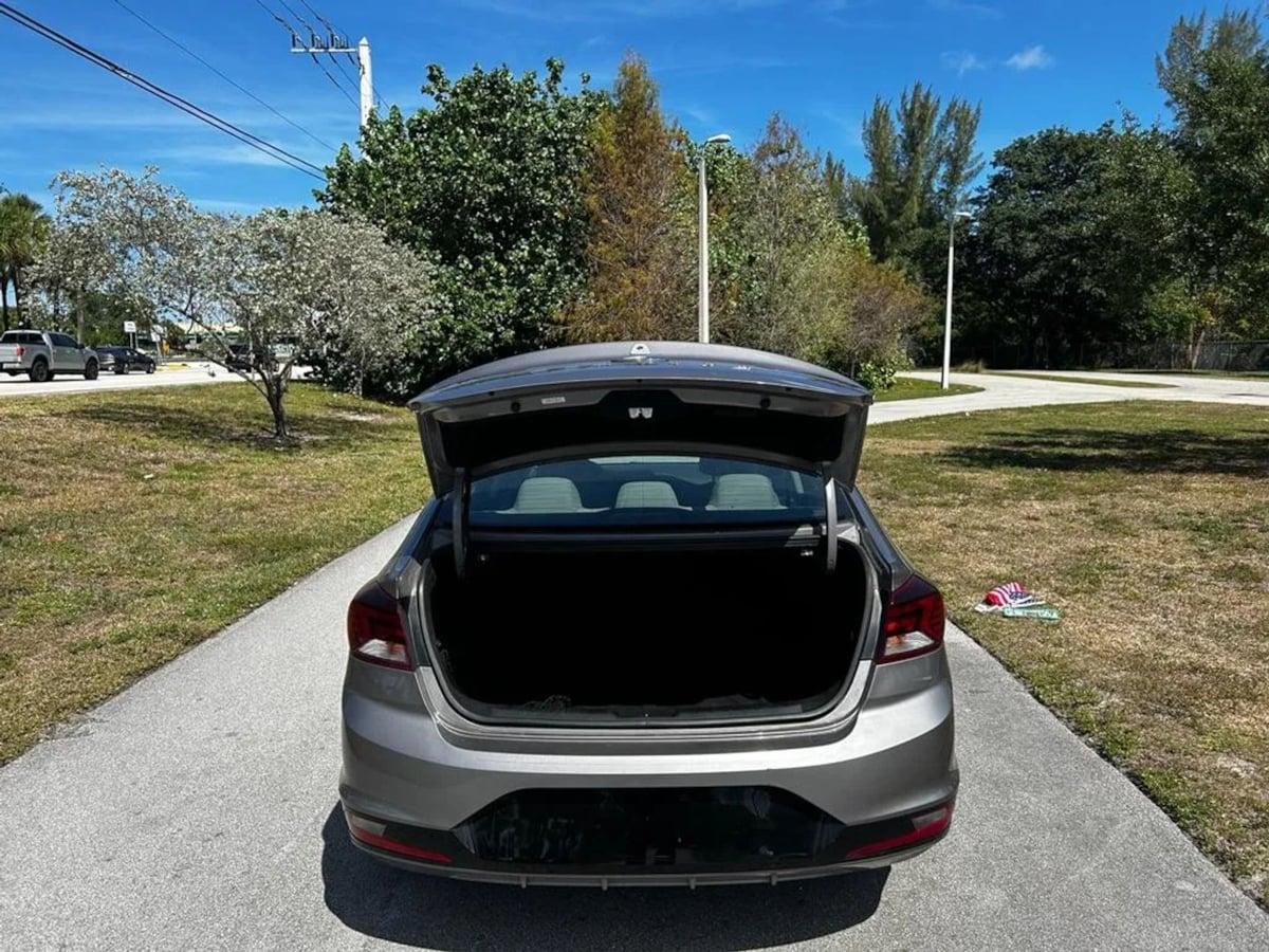 Hyundai Elantra Sel - Thumbnail 16