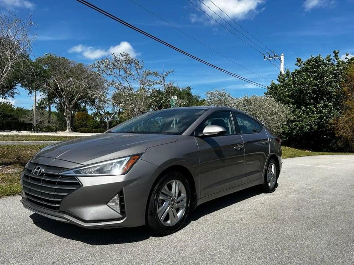 Hyundai Elantra Sel - Thumbnail 4