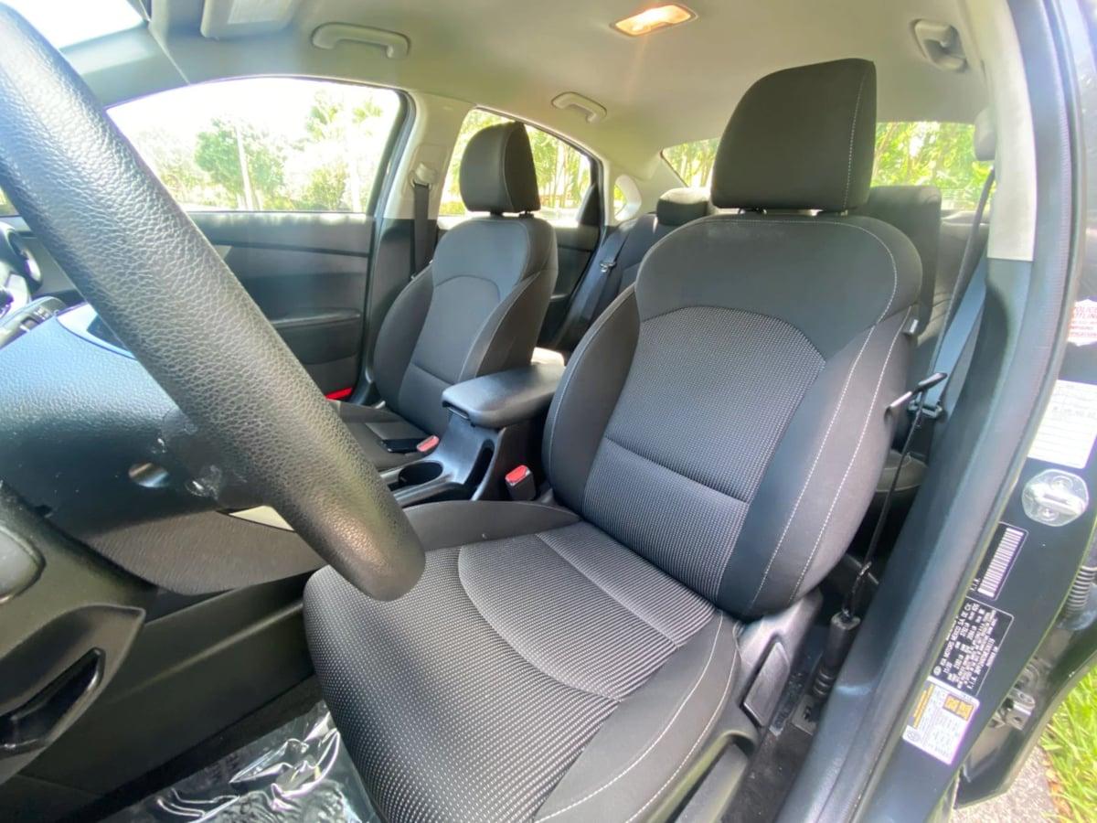 Kia Forte Lxs - Thumbnail 15