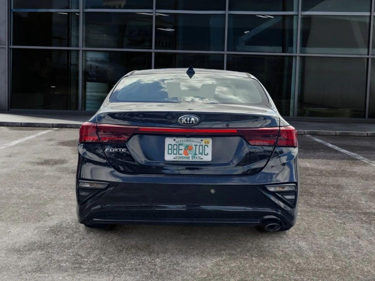 Kia Forte Lxs - Thumbnail 6