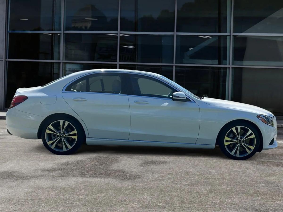 Mercedes-Benz C 300 Sedan - Thumbnail 8