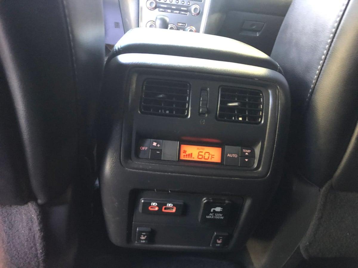 Nissan Pathfinder Sl - Thumbnail 18