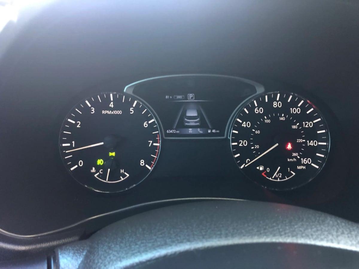 Nissan Pathfinder Sl - Thumbnail 13