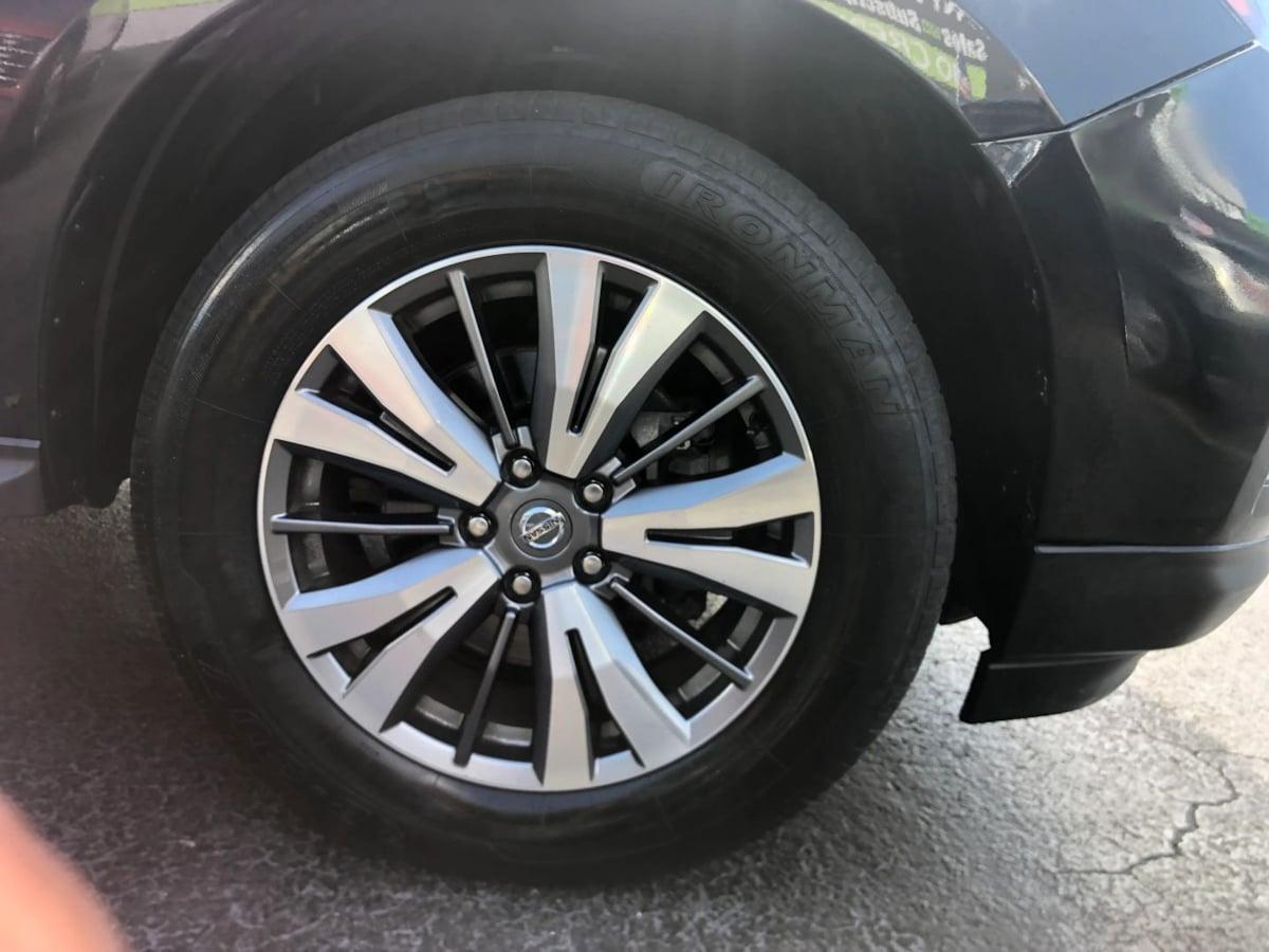 Nissan Pathfinder Sl - Thumbnail 12