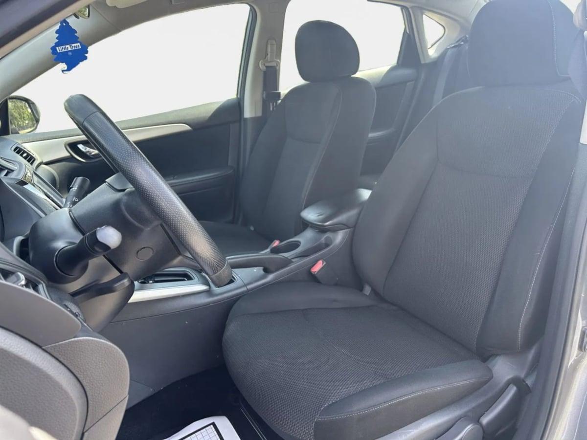 Nissan Sentra S - Thumbnail 14