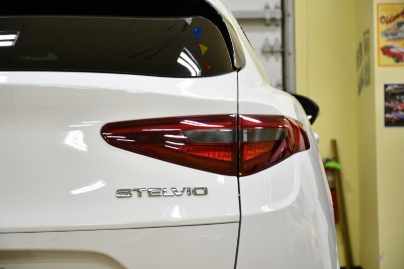 Alfa Romeo Stelvioveloce Awd - Thumbnail 13