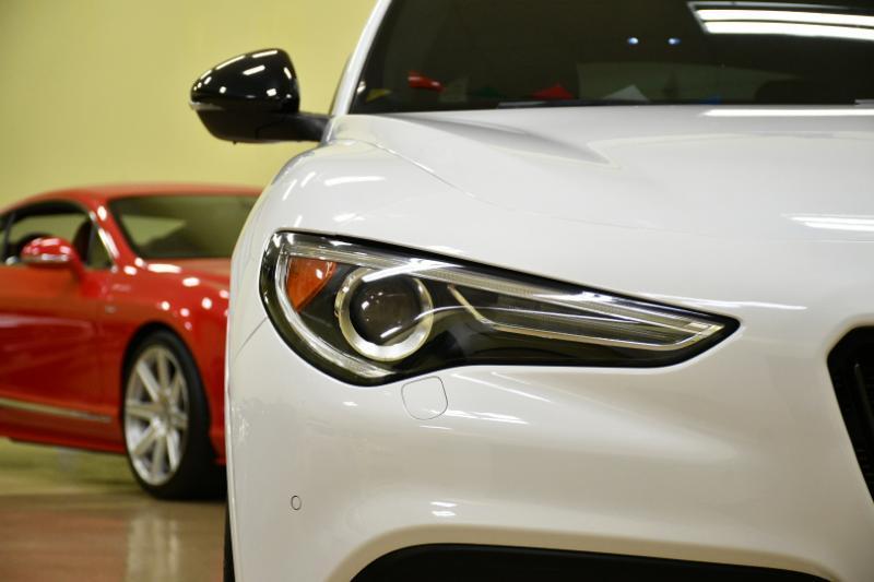 Alfa Romeo Stelvioveloce Awd - Thumbnail 5