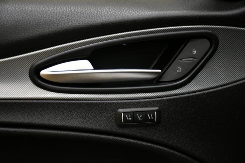 Alfa Romeo Stelvioveloce Awd - Thumbnail 17