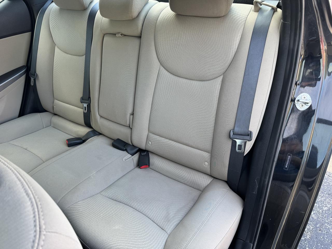 Hyundai Elantra - Thumbnail 20