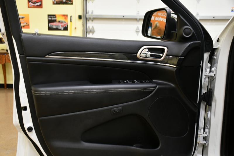 Jeep Grand Cherokeeoverland 4Wd - Thumbnail 15