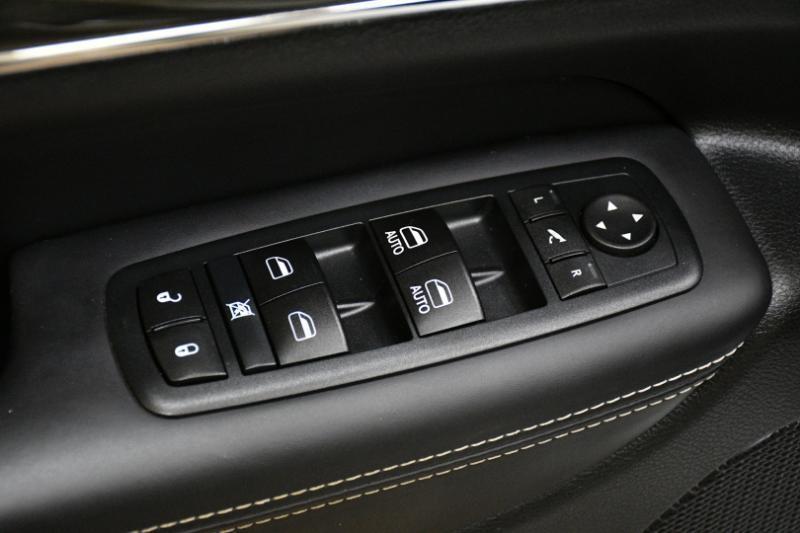 Jeep Grand Cherokeeoverland 4Wd - Thumbnail 16