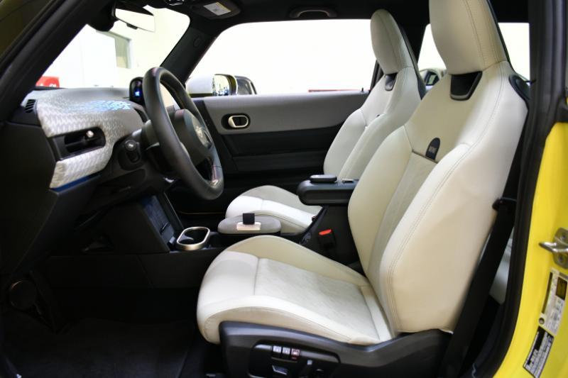 Mini Coopers Signature 2 Door Hatchback - Thumbnail 19