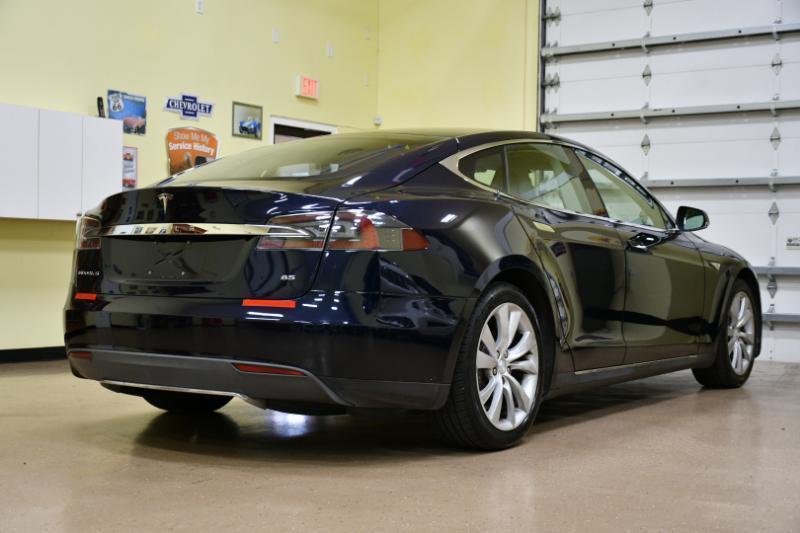 Tesla Model Sp85D - Thumbnail 14